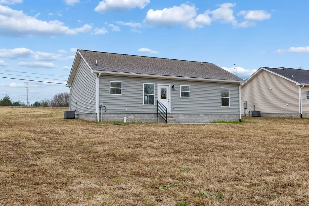 1035 Landing Lane Adams, TN 37010