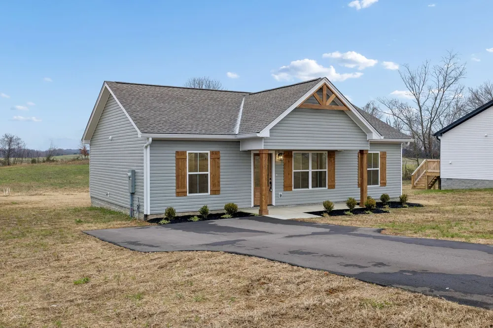 1035 Landing Lane Adams, TN 37010