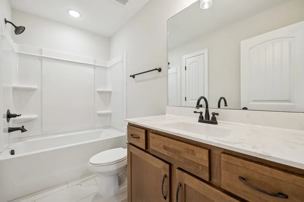 1035 Landing Lane Adams, TN 37010