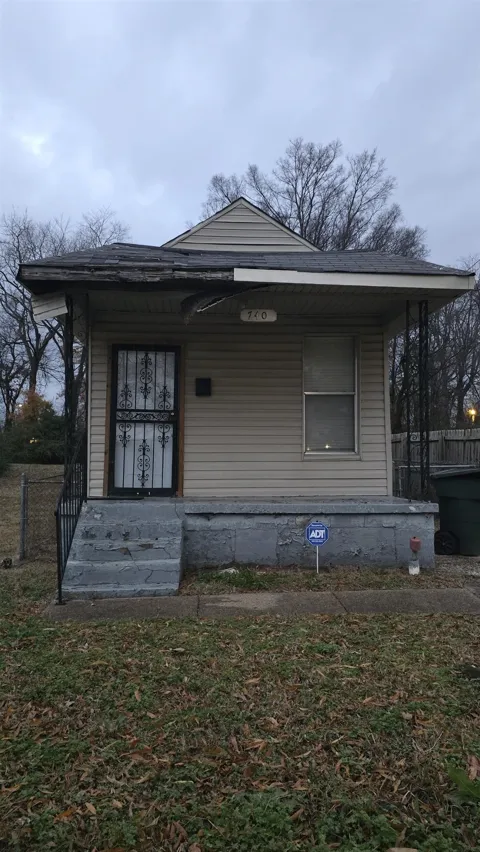 740 MARBLE AVE