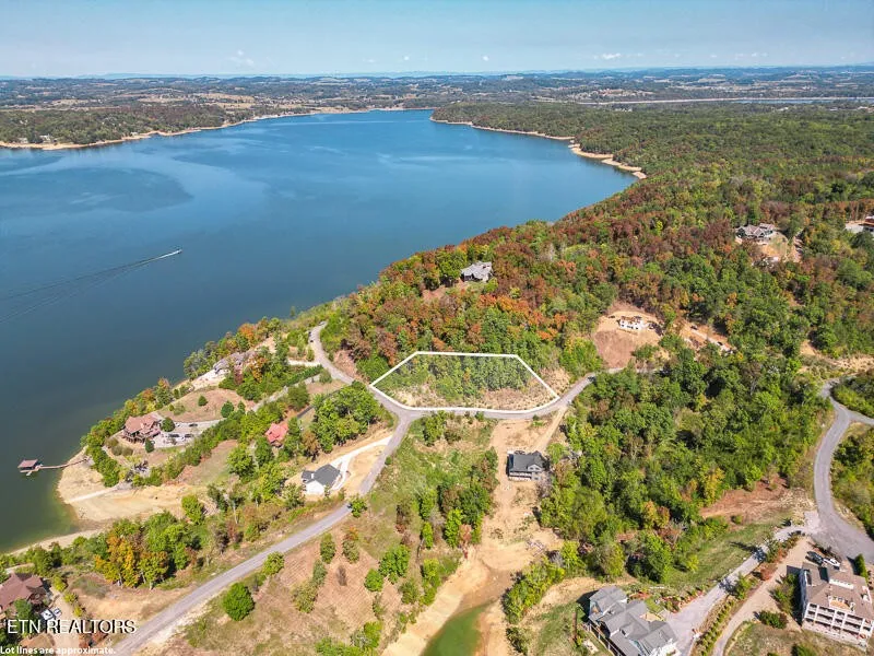 75 Stone Bridge Drive Dandridge, TN 37725