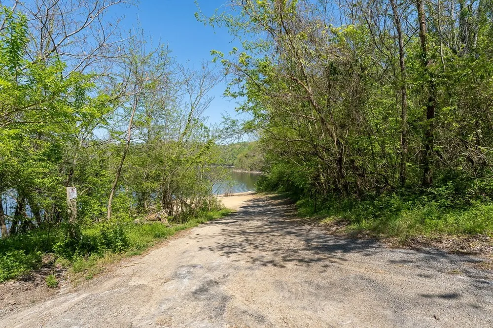 94 Austin Bottom Baxter, TN 38544