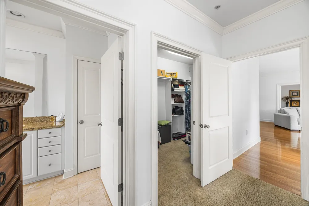 3520 CENTRAL AVE #209 Memphis, TN 38111