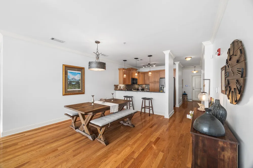 3520 CENTRAL AVE #209 Memphis, TN 38111