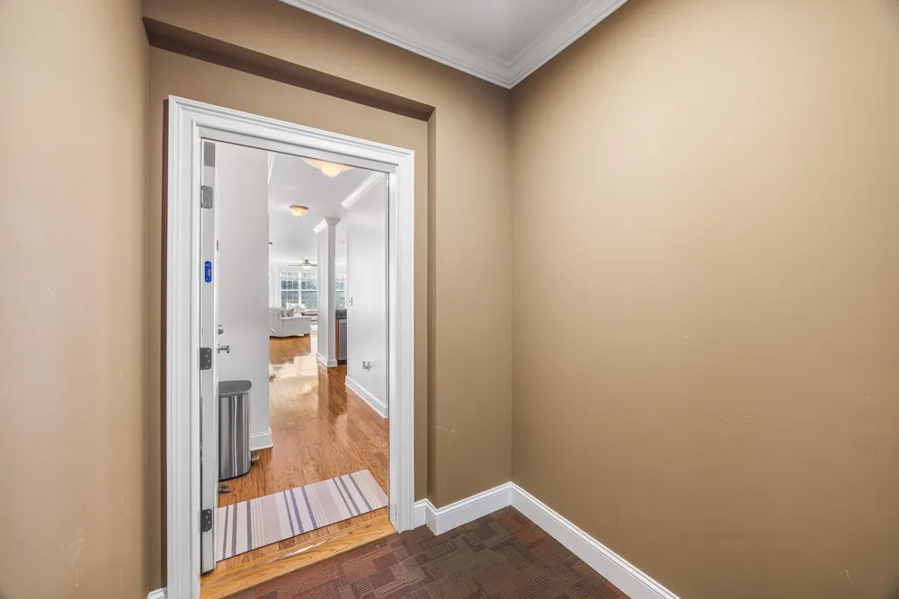 3520 CENTRAL AVE #209 Memphis, TN 38111