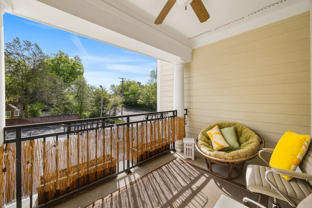 3520 CENTRAL AVE #209 Memphis, TN 38111