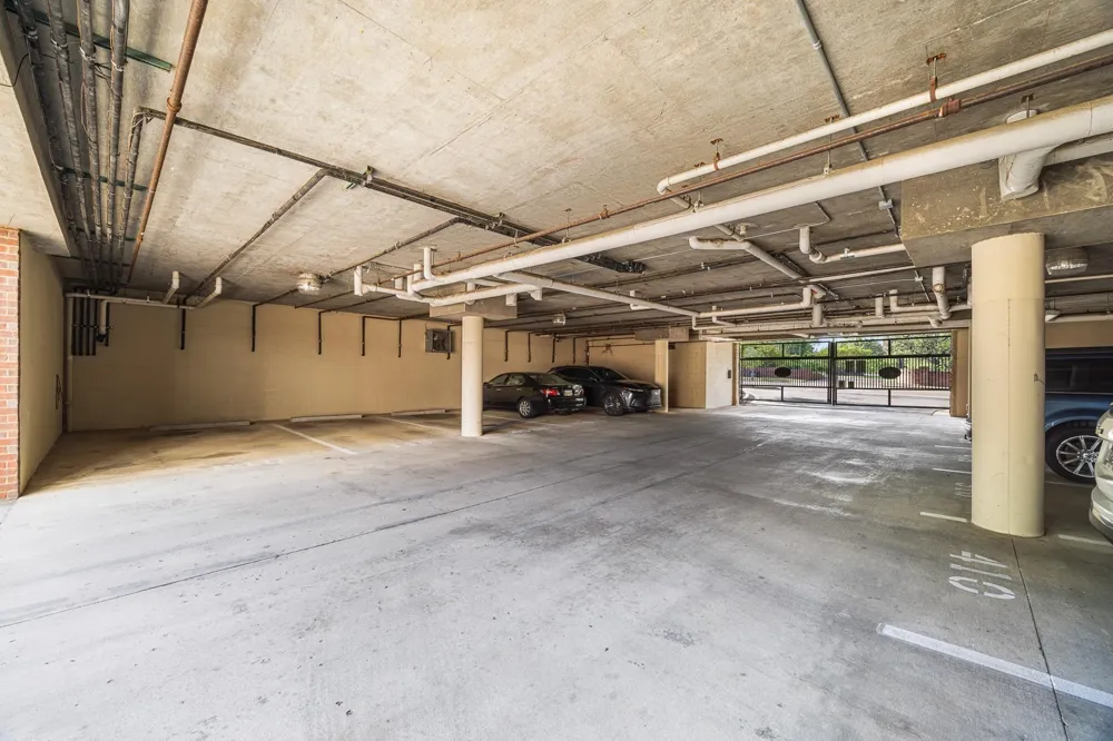 3520 CENTRAL AVE #209 Memphis, TN 38111