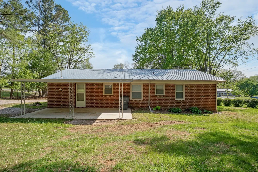 127 Jefferson St McMinnville, TN 37110
