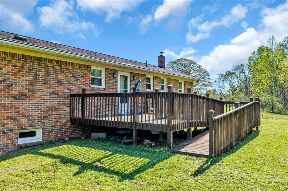 321 Goodridge Rd Woodbury, TN 37190