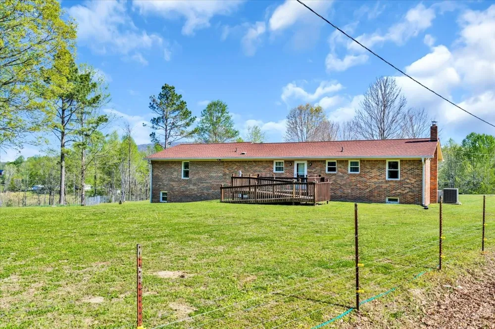 321 Goodridge Rd Woodbury, TN 37190