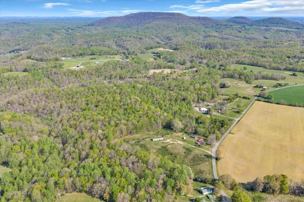 321 Goodridge Rd Woodbury, TN 37190