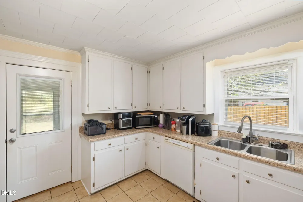 203 Sunset Street Stem, NC 27581