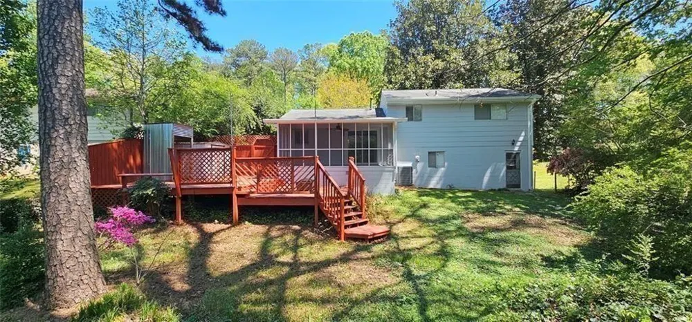 1096 Deleon Court Clarkston, GA 30021