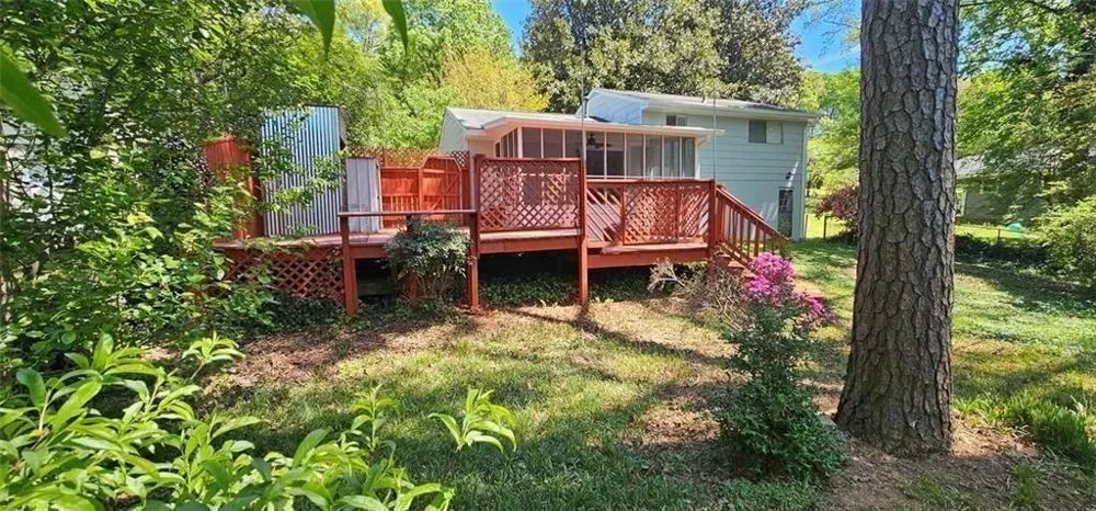 1096 Deleon Court Clarkston, GA 30021