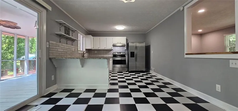 1096 Deleon Court Clarkston, GA 30021