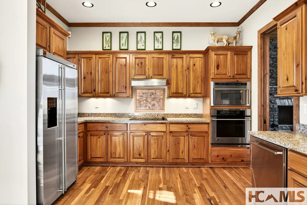 161 Chestnut Trace Lake Toxaway, NC 28747