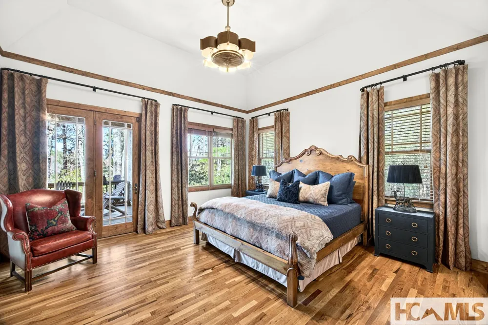 161 Chestnut Trace Lake Toxaway, NC 28747