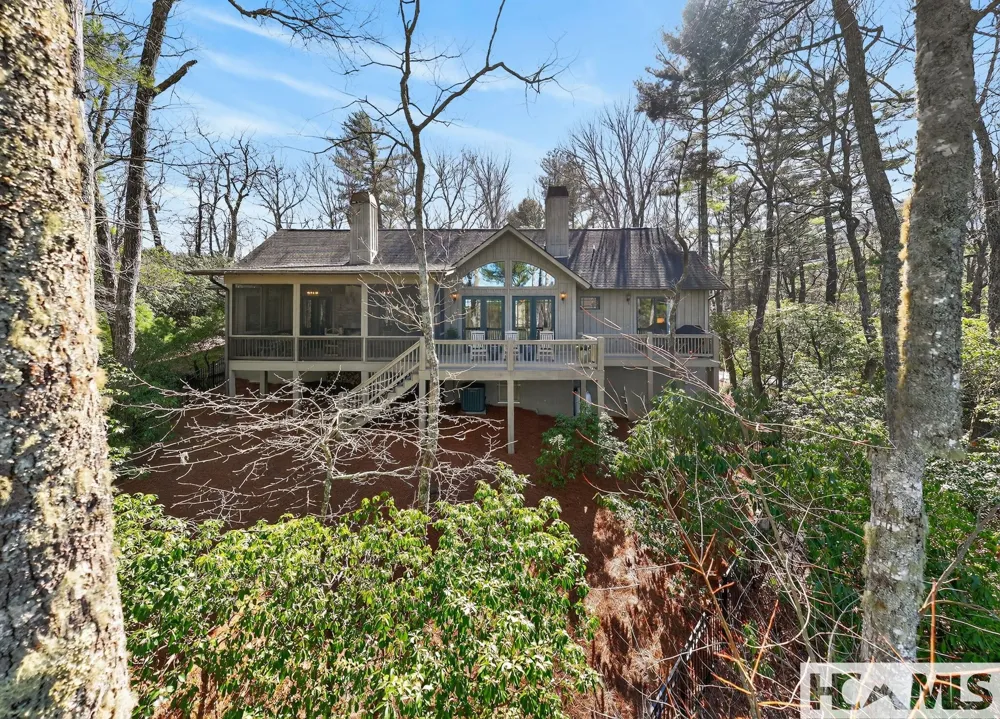 161 Chestnut Trace Lake Toxaway, NC 28747
