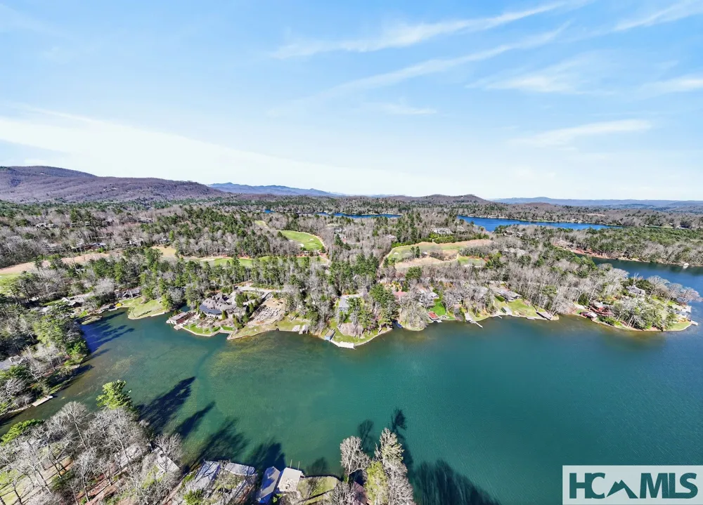 161 Chestnut Trace Lake Toxaway, NC 28747