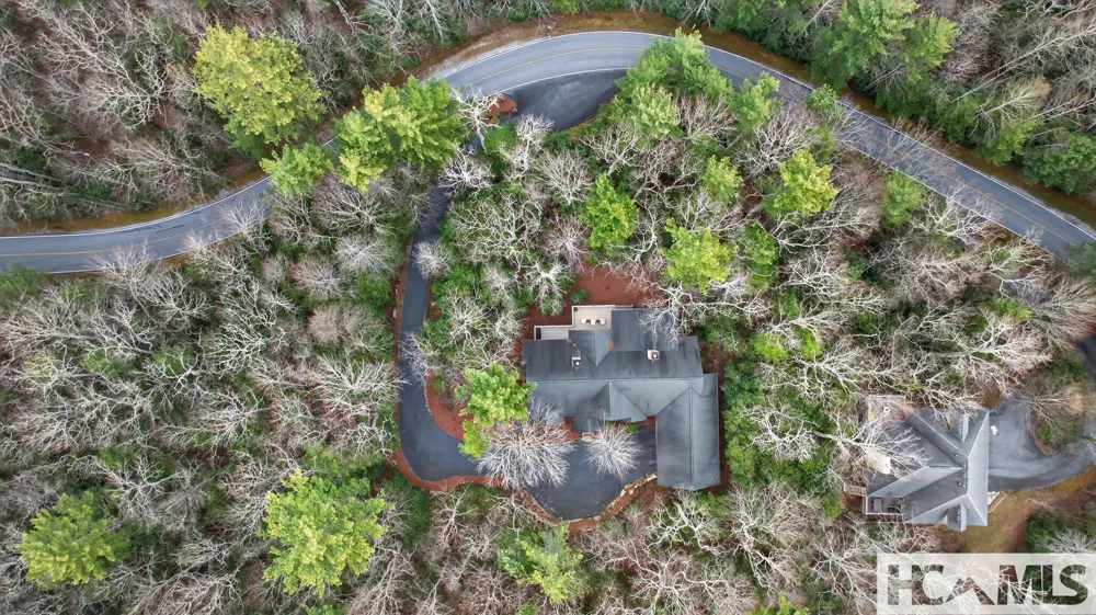 161 Chestnut Trace Lake Toxaway, NC 28747