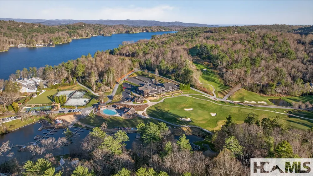 161 Chestnut Trace Lake Toxaway, NC 28747