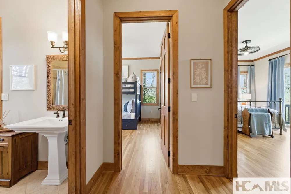 161 Chestnut Trace Lake Toxaway, NC 28747