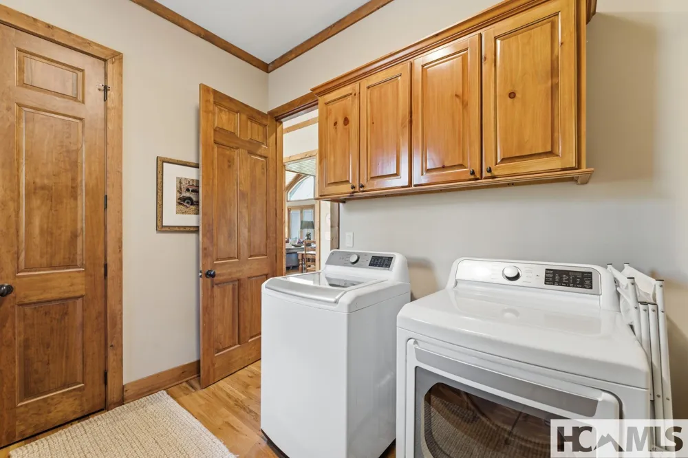 161 Chestnut Trace Lake Toxaway, NC 28747