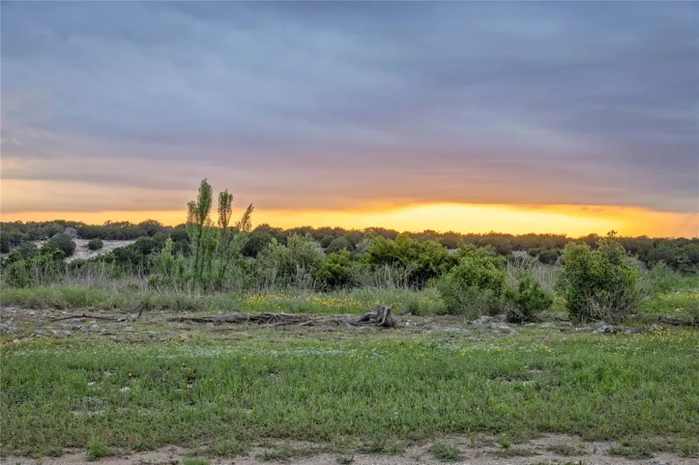 197 Sierra Drive Bertram, TX 78605