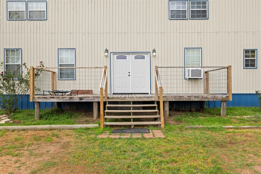 3210 County Road 226 Giddings, TX 78942