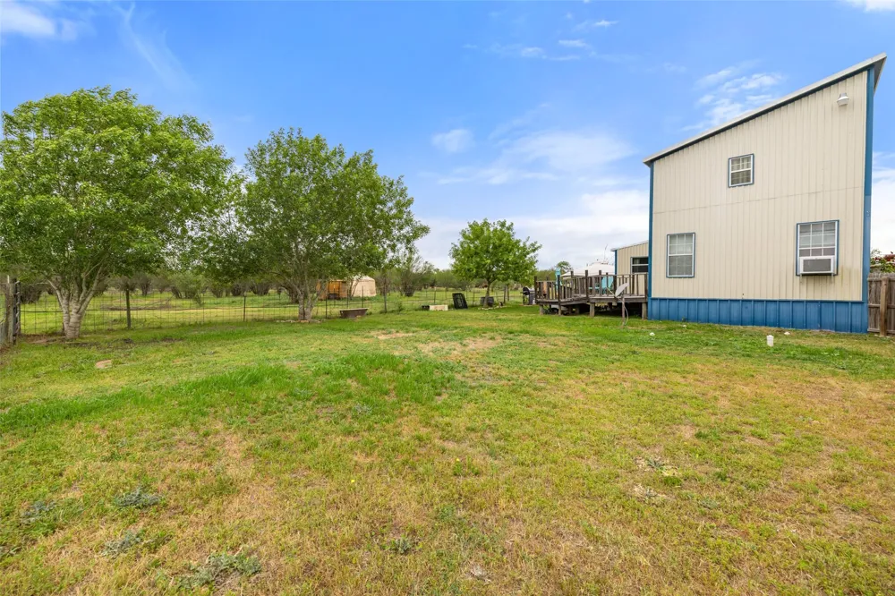 3210 County Road 226 Giddings, TX 78942
