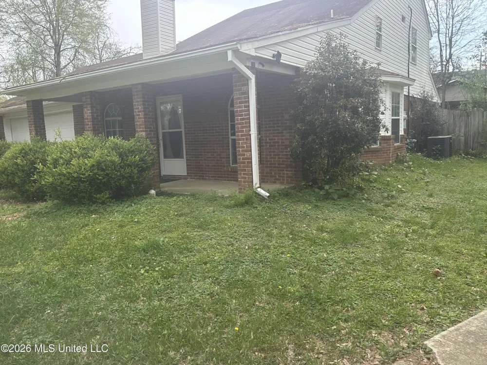 205 Woodbrook Cove Byram, MS 39272