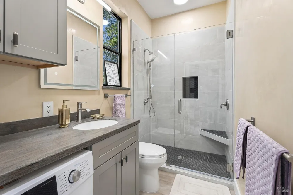 1091 Maple Avenue Ukiah, CA 95482