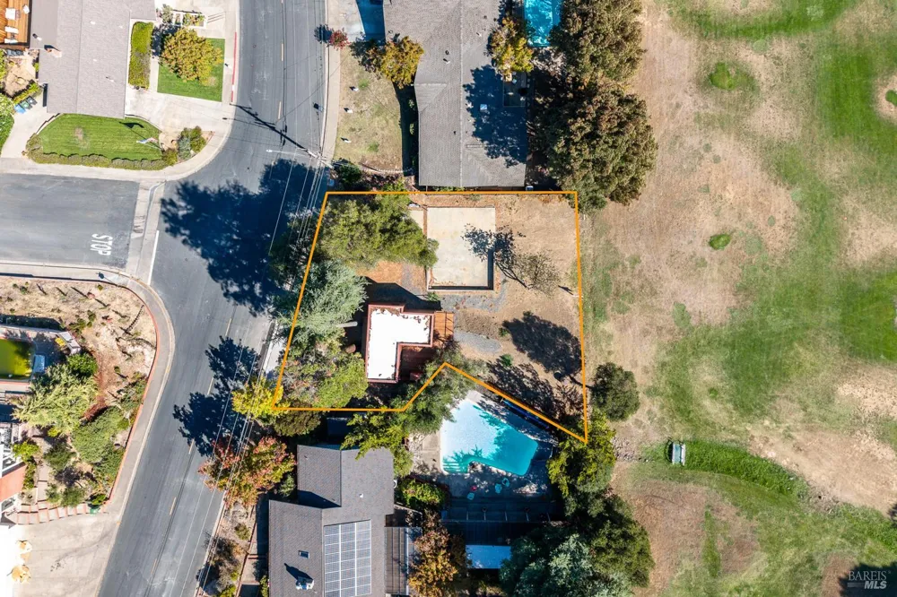 1091 Maple Avenue Ukiah, CA 95482