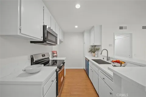 23515 Lyons #253