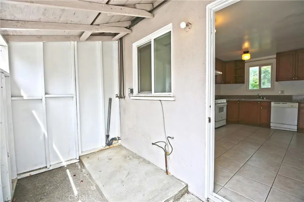 1211 S 10th Avenue Arcadia, CA 91006
