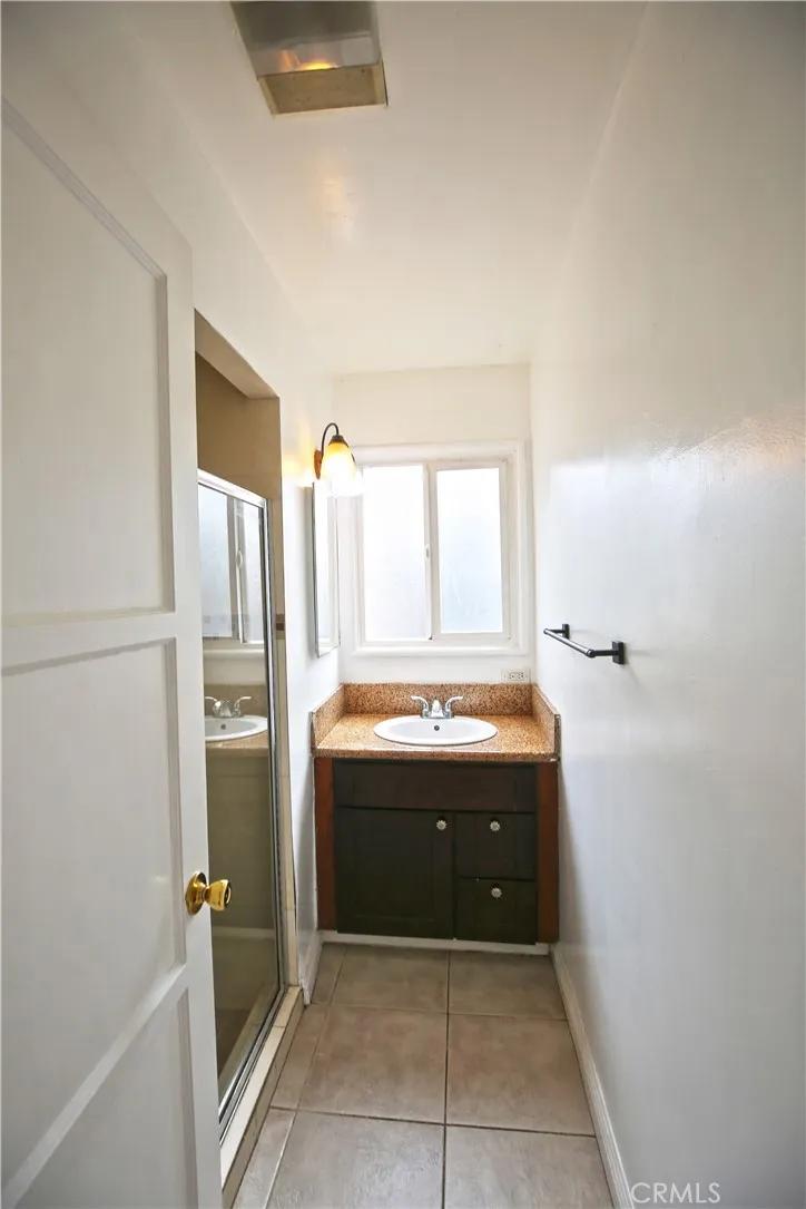 1211 S 10th Avenue Arcadia, CA 91006