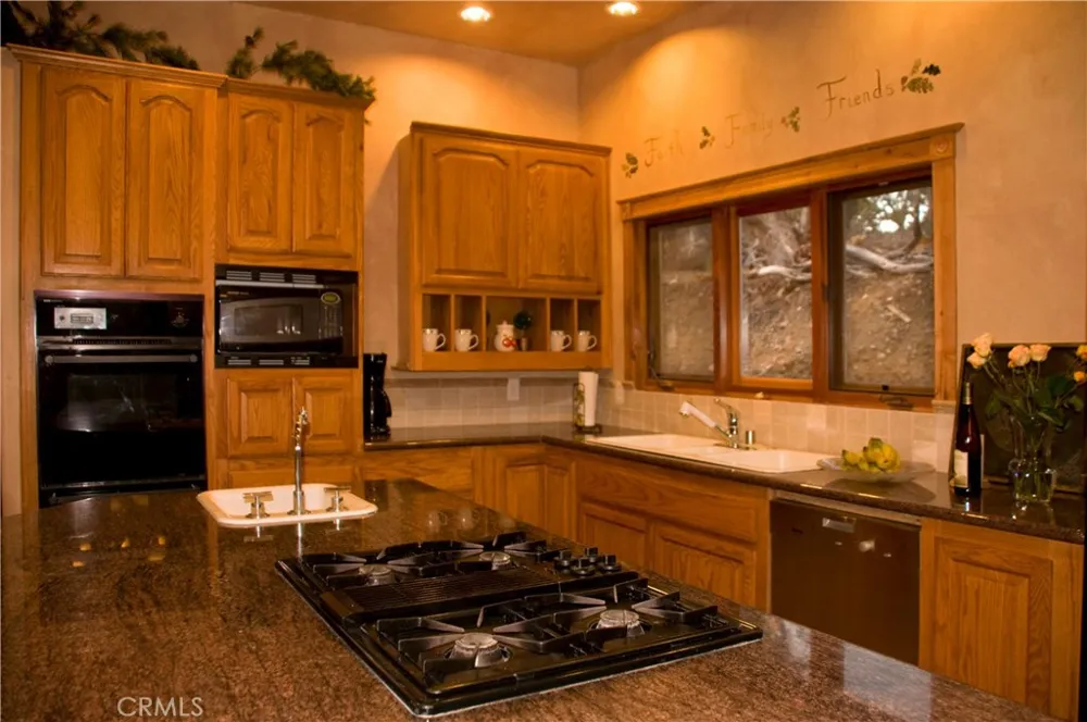 4295 Noodle Angelus Oaks, CA 92305