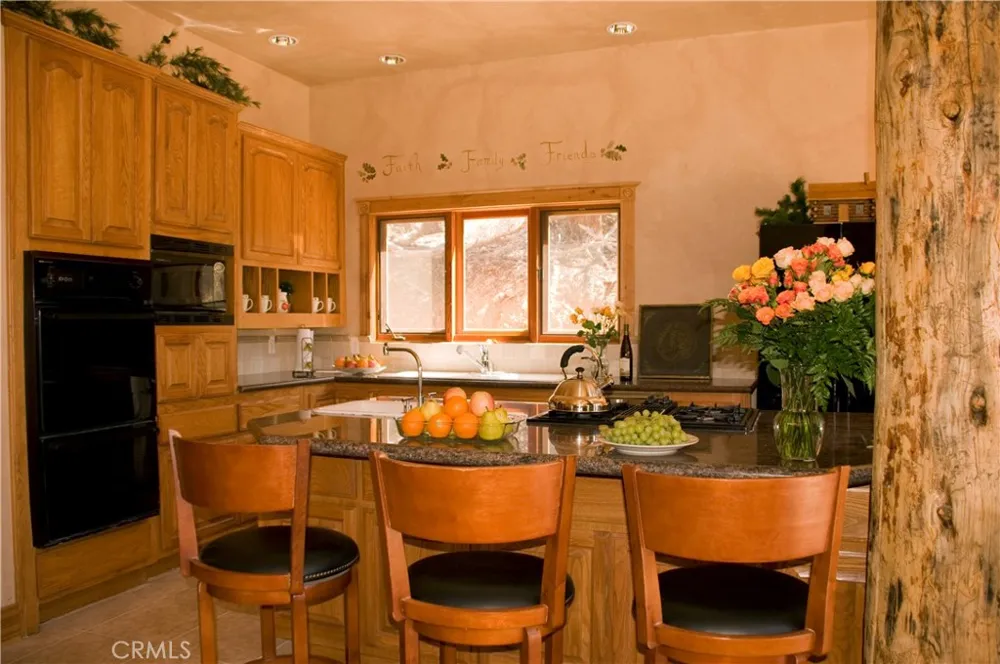 4295 Noodle Angelus Oaks, CA 92305