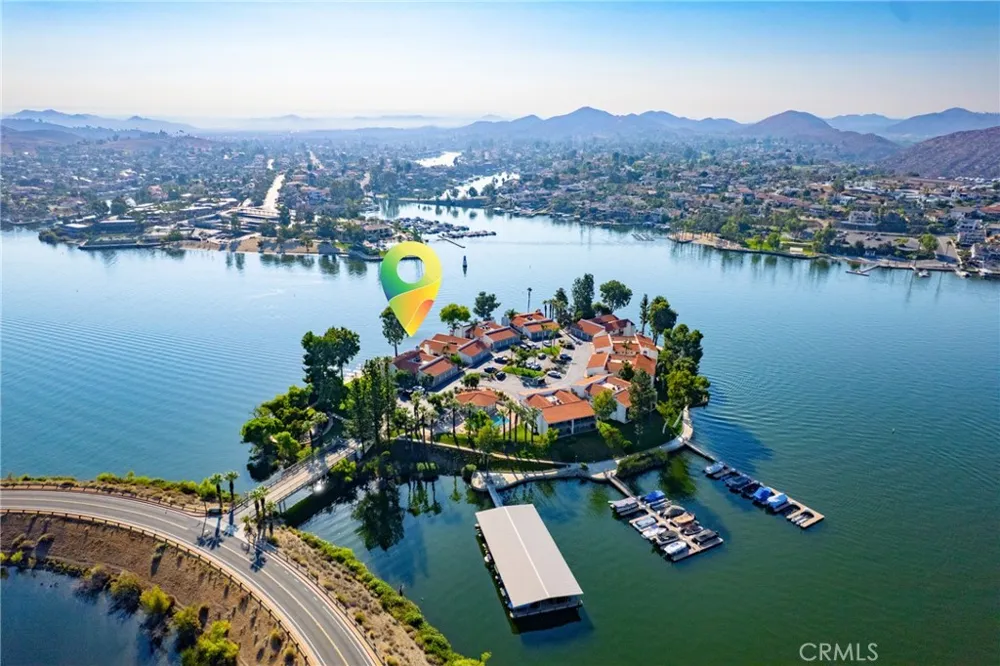 22054 Treasure Island Canyon Lake, CA 92587