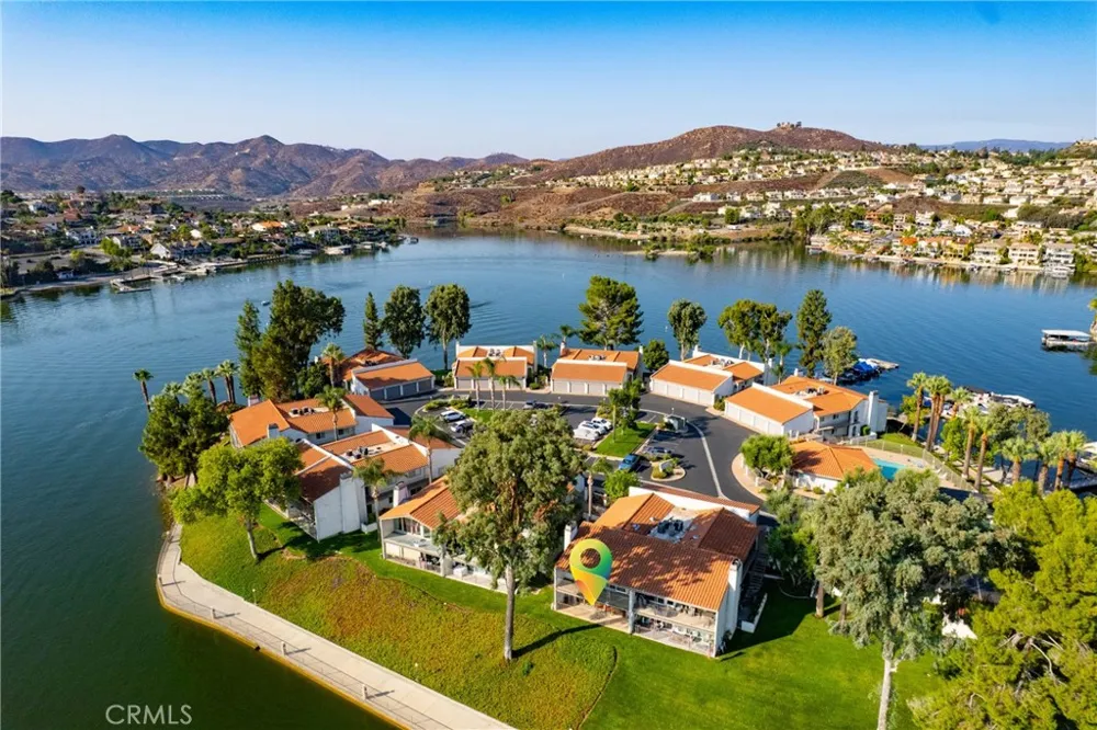 22054 Treasure Island Canyon Lake, CA 92587