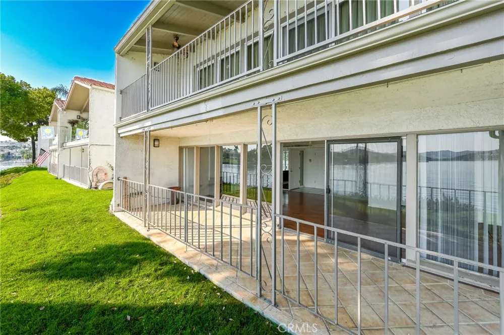 22054 Treasure Island Canyon Lake, CA 92587