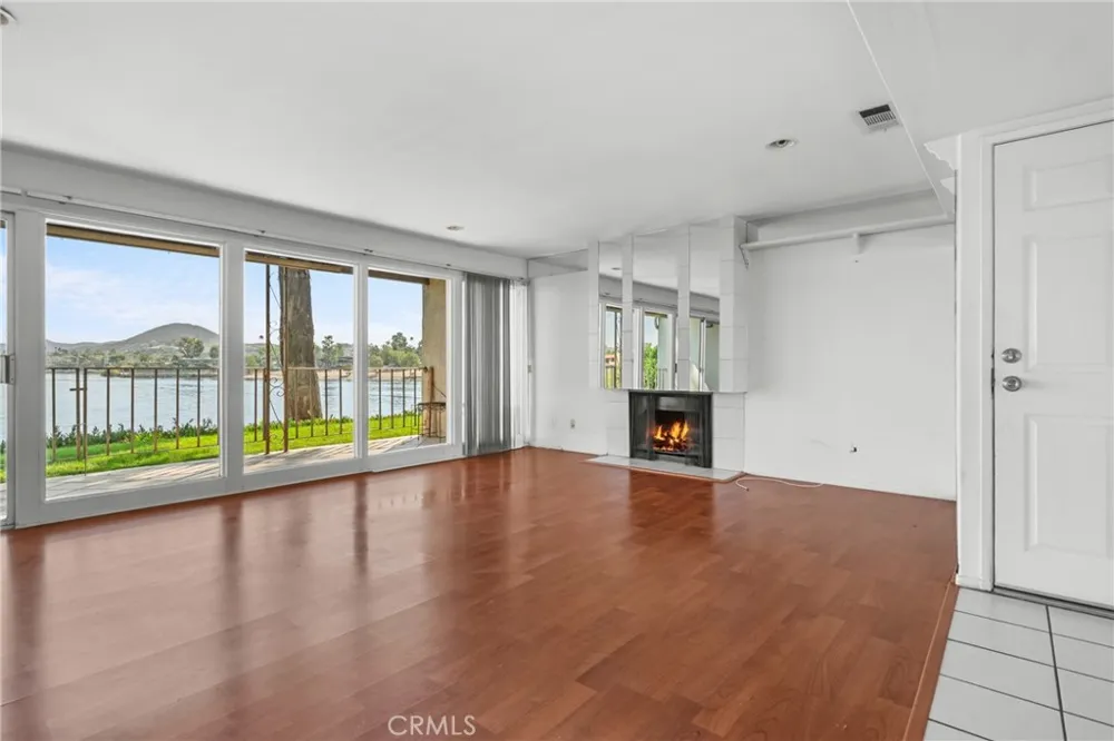 22054 Treasure Island Canyon Lake, CA 92587