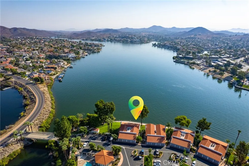 22054 Treasure Island Canyon Lake, CA 92587