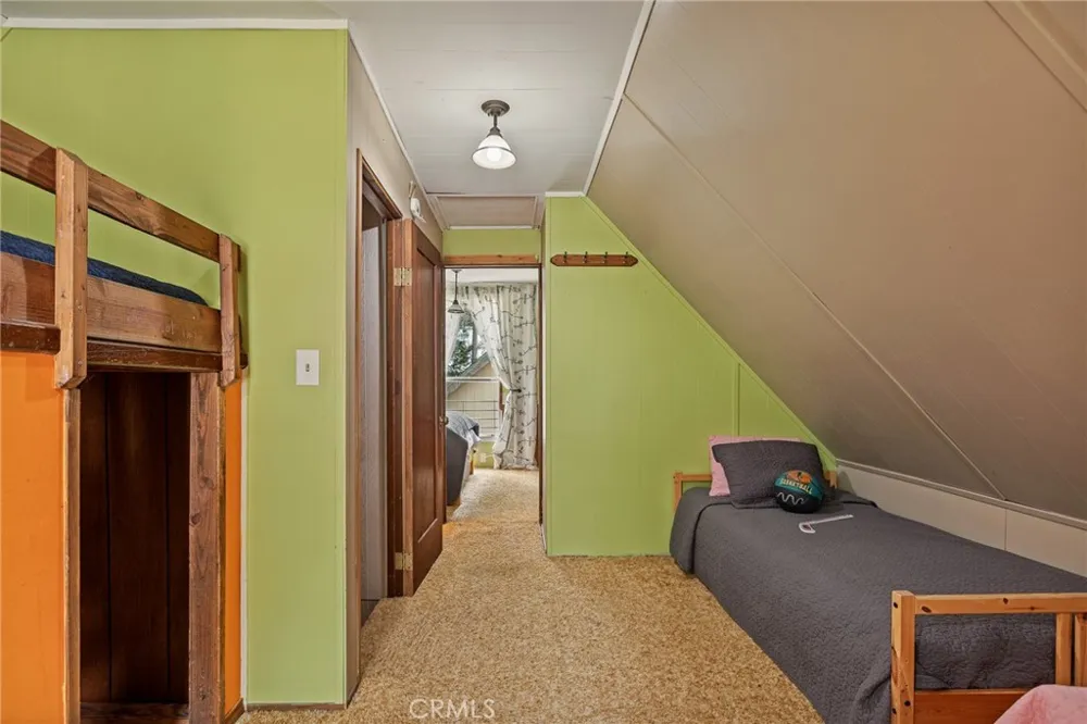 33459 Wild Cherry Green Valley Lake, CA 92341
