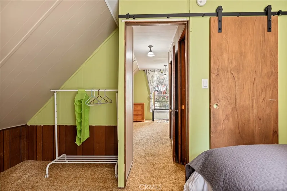 33459 Wild Cherry Green Valley Lake, CA 92341