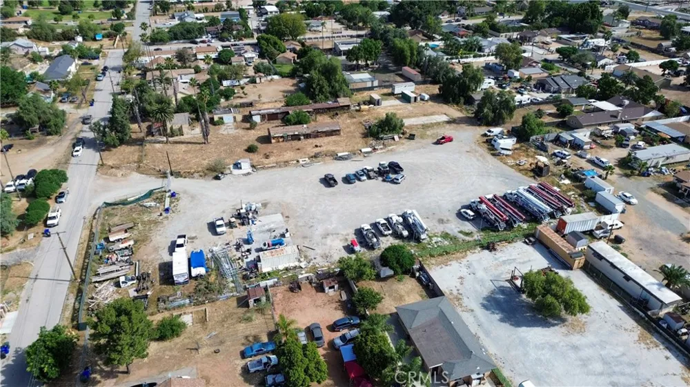4118 Vernon Jurupa Valley, CA 92509