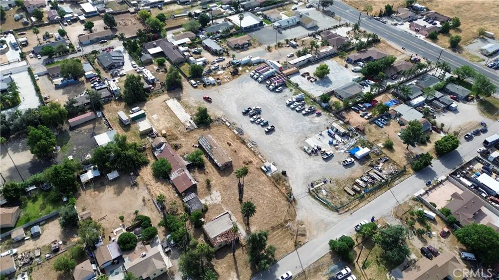 4118 Vernon Jurupa Valley, CA 92509