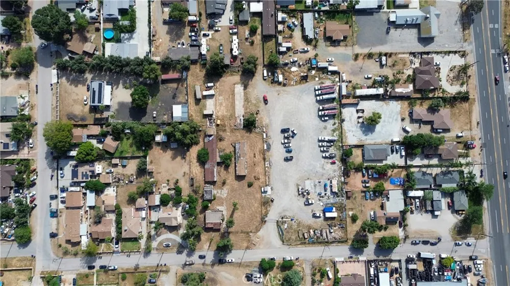 4118 Vernon Jurupa Valley, CA 92509