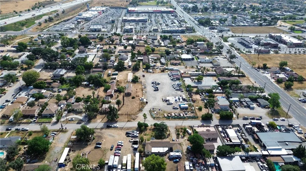 4118 Vernon Jurupa Valley, CA 92509