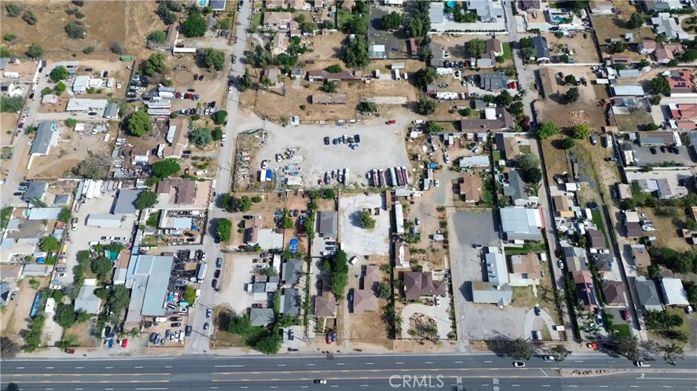 4118 Vernon Jurupa Valley, CA 92509